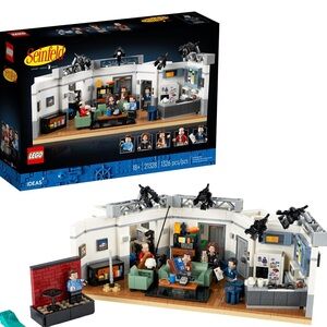 LEGO Ideas Seinfeld Apartment Building Set, New in Box